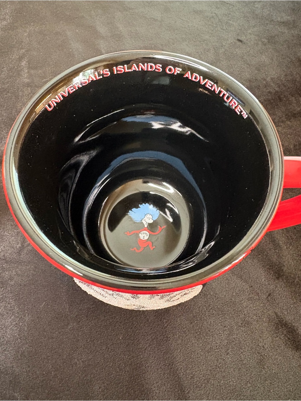 Universal Studios "Thing 1" and "Thing 2" Red Ceramic Mug Set - Picture 5 of 11